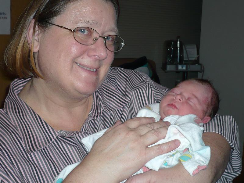 Hailee1st24 039.jpg - Grandma Lyn and Me